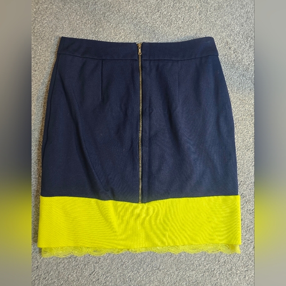 Trina Turk Navy Neon Green Lined Lace Mixed Skirt - Picture 2 of 8